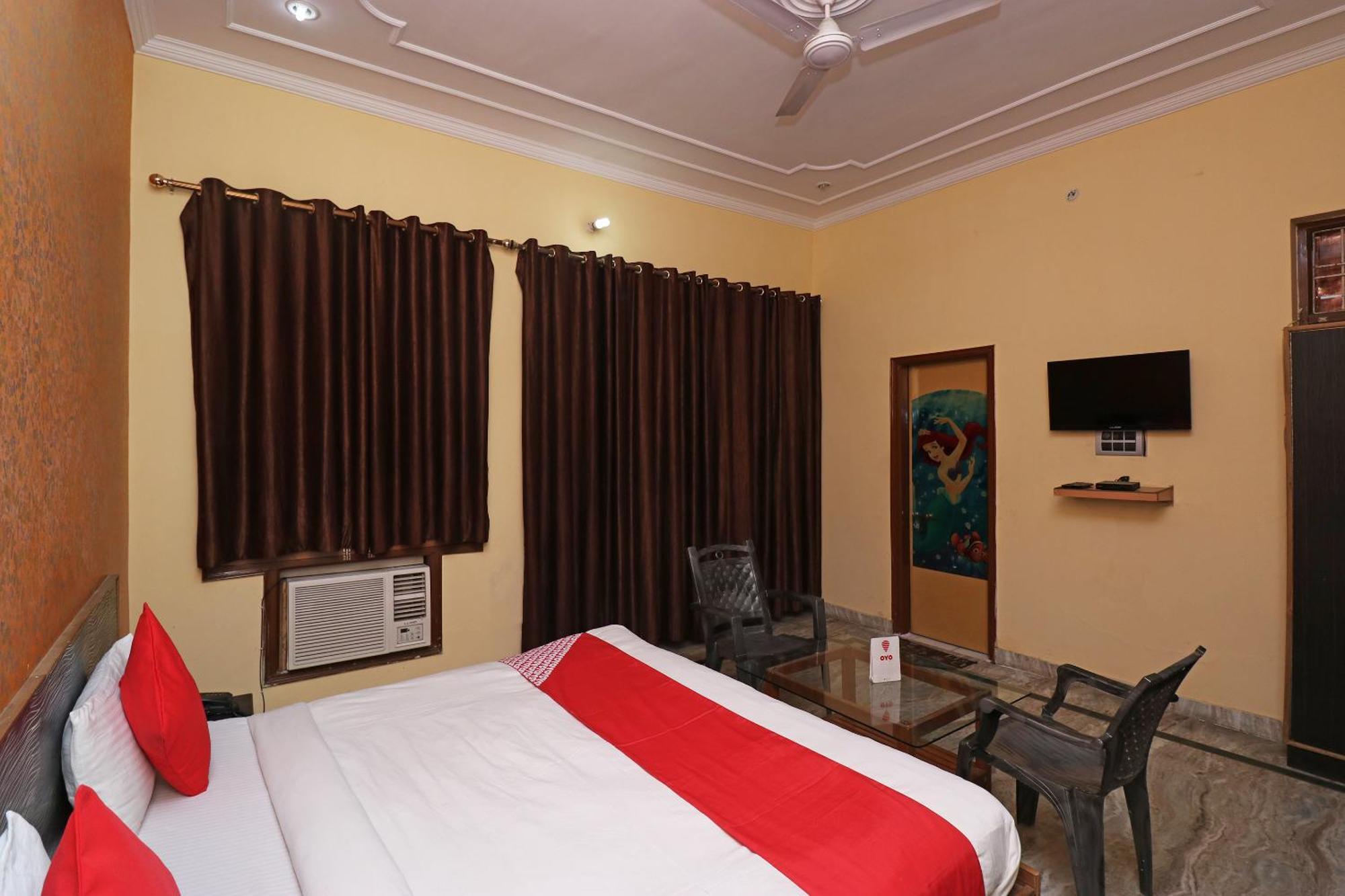 Spot On Everest Hotel Lucknow